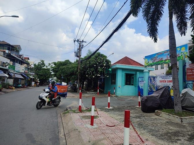Hình ảnh Bán đất mặt tiền đường 22 ngay Trạm Y Tế phường , Phước Long B , Q.9