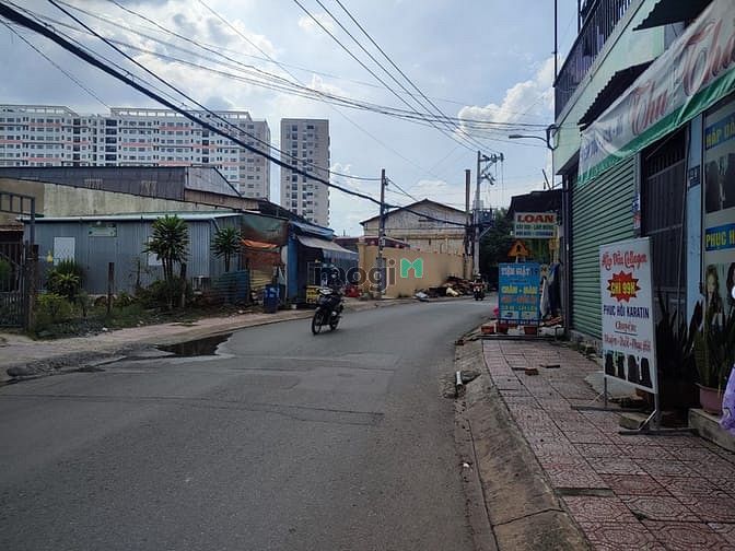 Hình ảnh Bán đất mặt tiền đường 22 ngay Trạm Y Tế phường , Phước Long B , Q.9