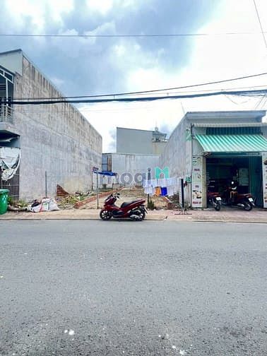 Hình ảnh Bán đất mặt tiền đường 22 ngay Trạm Y Tế phường , Phước Long B , Q.9