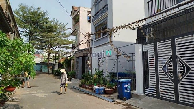 Hình ảnh Bán Lô Đất 100m2 Đường Làng Tăng Phú Cạnh Lê Văn Viêt. P. TNP A