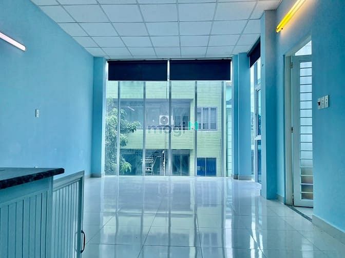 Hình ảnh Cho thuê ngay cầu vượt Hoàng Hoa Thám-hơn 30m2-tiện ích