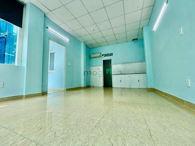 Hình ảnh Cho thuê ngay cầu vượt Hoàng Hoa Thám-hơn 30m2-tiện ích