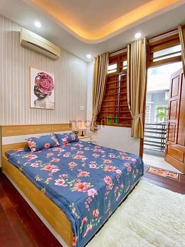 Hình ảnh Cô lớn tuổi cần bán nhanh căn Lý Phục Man,Bình Thuận, Q7 , 2ty150, SHR