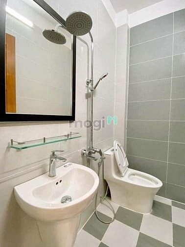 Hình ảnh Cô lớn tuổi cần bán nhanh căn Lý Phục Man,Bình Thuận, Q7 , 2ty150, SHR