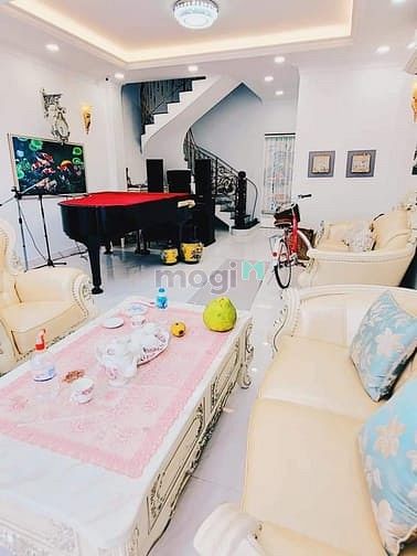 Hình ảnh VÀO Ở NGAY! Bán Nhà Đẹp 4 Tầng Cao Thắng, 52m2, Ngang 4.2m, 8.5 Tỷ TL