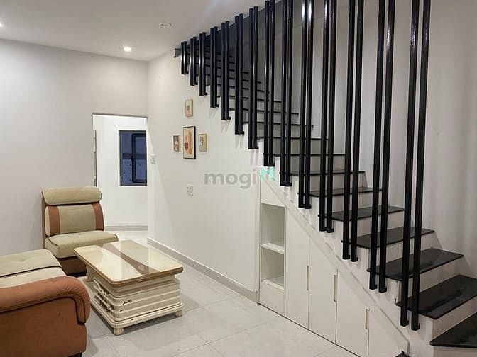 Hình ảnh Cho thuê nhà Studio đầy đủ tiện nghi 110/12/7 Phan Thanh gần trường