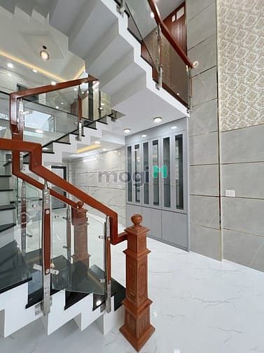 Hình ảnh Bán gấp nhà mới xây đẹp quận Tân Phú