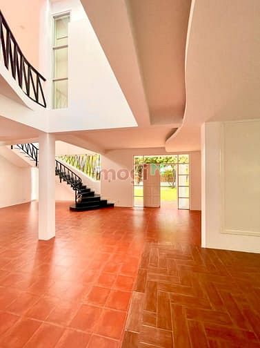 Hình ảnh Cho thuê BT Compound Trần Não, Quận 2, 850m2, 2 tầng, hồ bơi, sân vườn