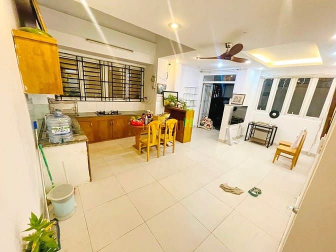 Hình ảnh CẦN BÁN NHÀ chung tâm chợ tân mỹ