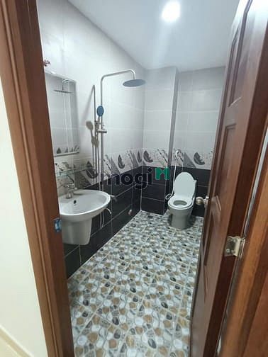 Hình ảnh Bán nhà 3 tầng đúc Nguyễn Ảnh Thủ tch quận 12 giá rẻ 6.7