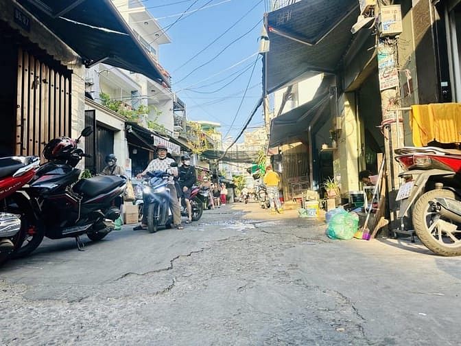 Hình ảnh Q7 Lê Văn Lương. Mặt bằng kinh doanh tốt-3PN