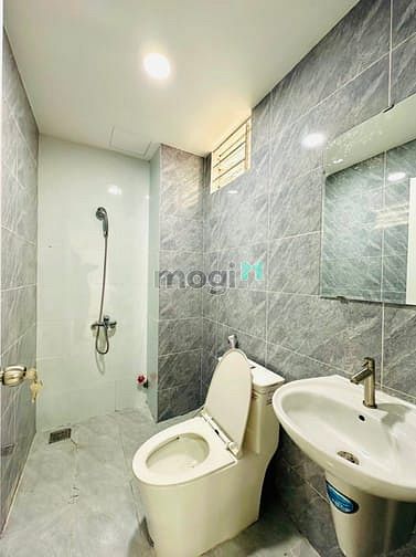 Hình ảnh Cho thuê CHDV 40m2 cửa sổ lớn gần vòng xoay Lăng Cha Cả Tân Bình có TL