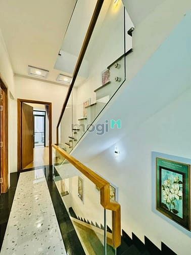 Hình ảnh Chủ nhà cần bán nhanh căn Hồng Bàn P6 Q6 ,DT 62,5m2, 2Tỷ600 , SHR