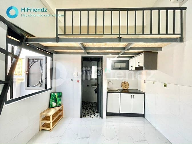 Hình ảnh Duplex cửa sổ lớn thoáng ban công thang máy gần Đại học Văn Hiến