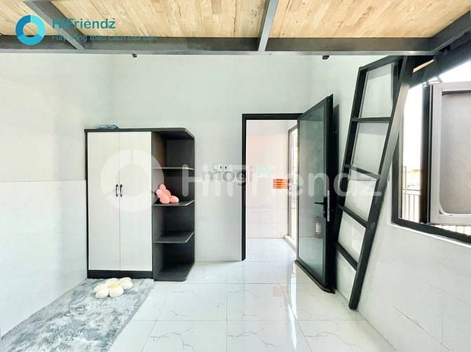 Hình ảnh Duplex cửa sổ lớn thoáng ban công thang máy gần Đại học Văn Hiến