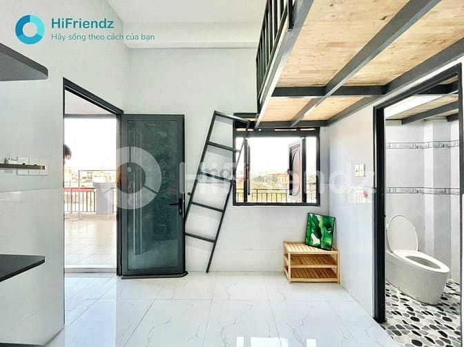 Hình ảnh Duplex cửa sổ lớn thoáng ban công thang máy gần Đại học Văn Hiến