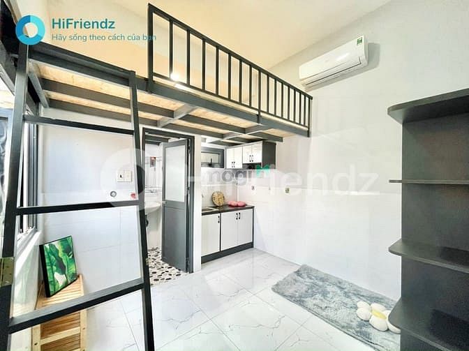 Hình ảnh Duplex cửa sổ lớn thoáng ban công thang máy gần Đại học Văn Hiến