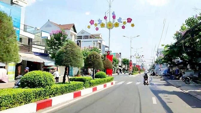 Hình ảnh 168m2- Hai MT Trước Sau Sát Đường Nguyễn Hữu Cảnh -TP Thuận An.1ty5.