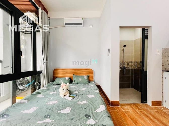Hình ảnh Phòng Ngay Etown giá rẻ Ban Công