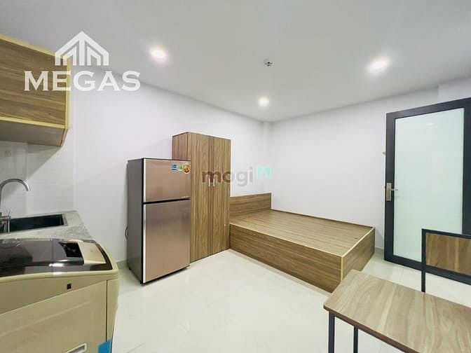 Hình ảnh Căn Hộ Đầy Đủ Nội Thất Thang Máy - Máy Giặt Riêng