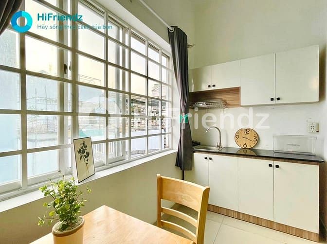 Hình ảnh Studio 1 phòng ngủ tách bếp ban công, tách bếp, thang máy