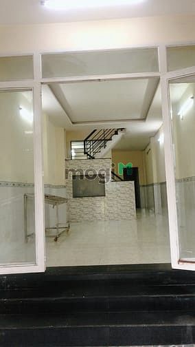 Hình ảnh Cho thuê nhà mặt tiền 11TR Tô Ngọc Vân