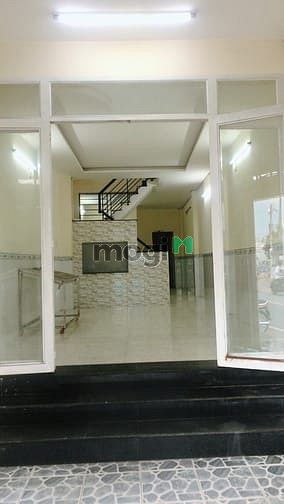 Hình ảnh Cho thuê nhà mặt tiền 11TR Tô Ngọc Vân