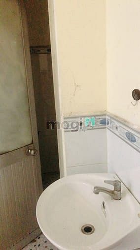 Hình ảnh Cho thuê nhà mặt tiền 11TR Tô Ngọc Vân