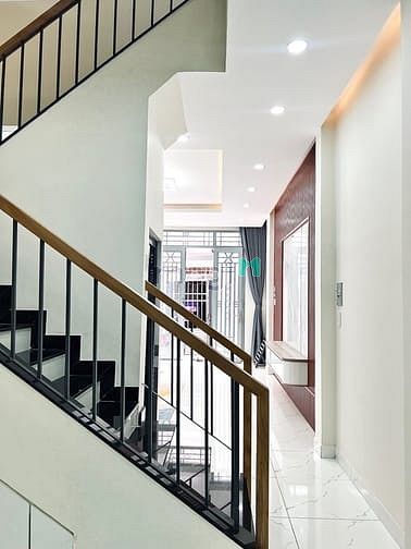 Hình ảnh Q.GV. Nhà mới Đỗ Thúc Tịnh, 4x11, 2 tầng, 2PN