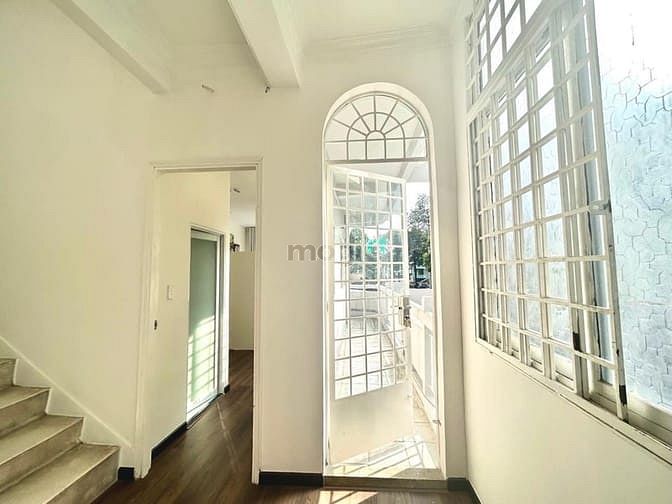 Hình ảnh Mb6623 nạp rút nhanh chóng studio cửa sổ gần bện viện Chợ Rẫy full nội thất như hình mới