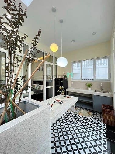 Hình ảnh 🏡1PN sát Công viên Lê Văn Tám,  bao rộng thoáng, có thang máy