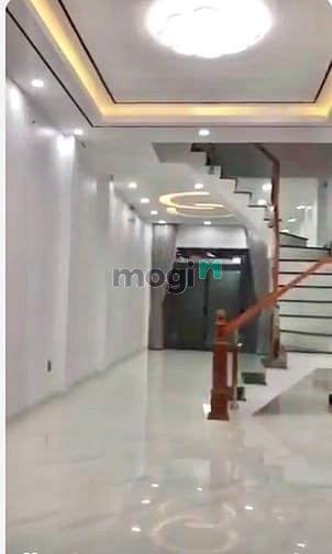 Hình ảnh Nhà 3 lầu 4 phòng ngủ 6wc 5 máy lạnh, Đường Nguyễn Triệu Luật
