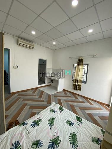 Hình ảnh Cho Thuê Căn Hộ Studio Ban Công ngay trung tâm Bình Thạnh