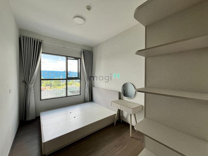 Hình ảnh Cho Thuê 2PN 70m2 + 40m2 sân vườn Giá 7tr/tháng , Sẵn Giường Tủ