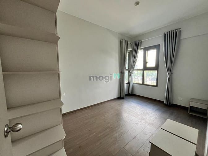 Hình ảnh Cho Thuê 2PN 70m2 + 40m2 sân vườn Giá 7tr/tháng , Sẵn Giường Tủ