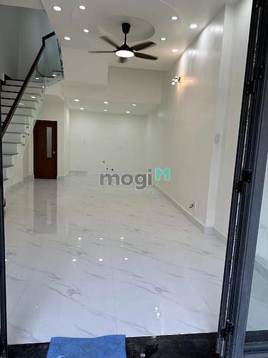 Hình ảnh 4 tỷ 6 — 53m2 — HXH đường Trường Lưu Q9