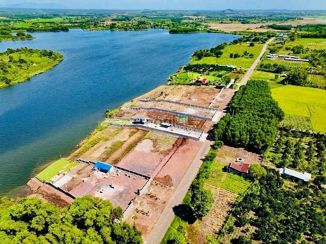 Hình ảnh Sở hữu ngay 2116m2 đất nghỉ dưỡng view hồ Suối Môn - Long Tân