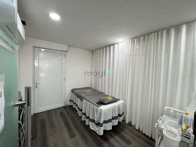 Hình ảnh Cho Thuê MB 100m2 Trần Nhật Duật, Phường Tân Định, Quận 1