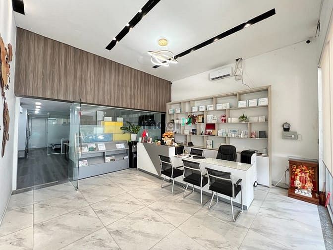 Hình ảnh Cho Thuê MB 100m2 Trần Nhật Duật, Phường Tân Định, Quận 1