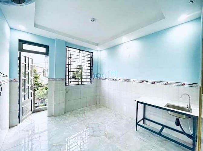 Hình ảnh Phòng ban công mới 100% - Chỉ từ 2700K