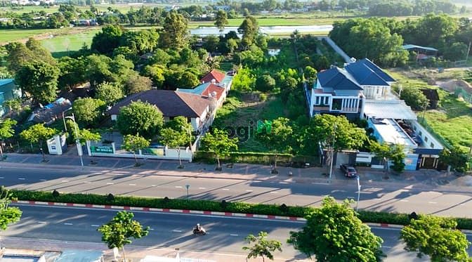 Hình ảnh Sở hữu ngay 1000m2 đất mặt tiền đường Võ Thị Sáu - p Long Tâm - bà rịa