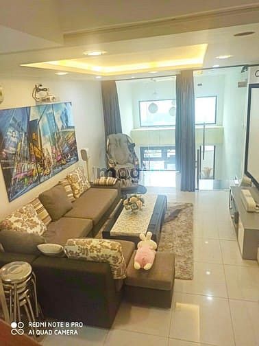 Hình ảnh Hàng Thơm - Nhà phố 5 tầng khu Kiều Đàm Q7