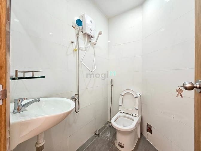 Hình ảnh Cho thuê Mb6623 nạp rút nhanh chóng 1PN có bancong view sông