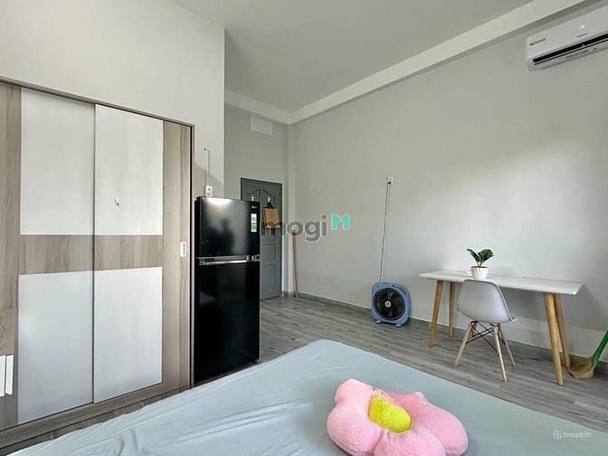 Hình ảnh Căn Hộ Cao Cấp Ban Công Thoáng 1 Phòng Ngủ Ngay Q3