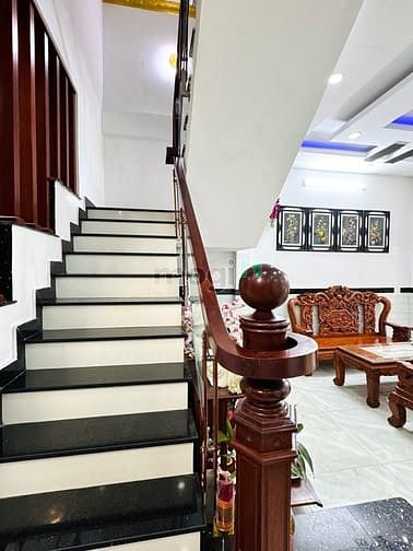 Hình ảnh Q. TB. Hẻm 6m Phan Huy Ích, 6.9x15, 4 tầng, 8PN