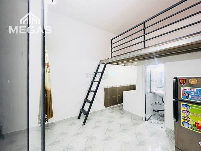 Hình ảnh ✅Phòng CÓ GÁC và MÁY LẠNH - TỦ LẠNH ở Lãnh Binh Thăng - Ba Tháng Hai