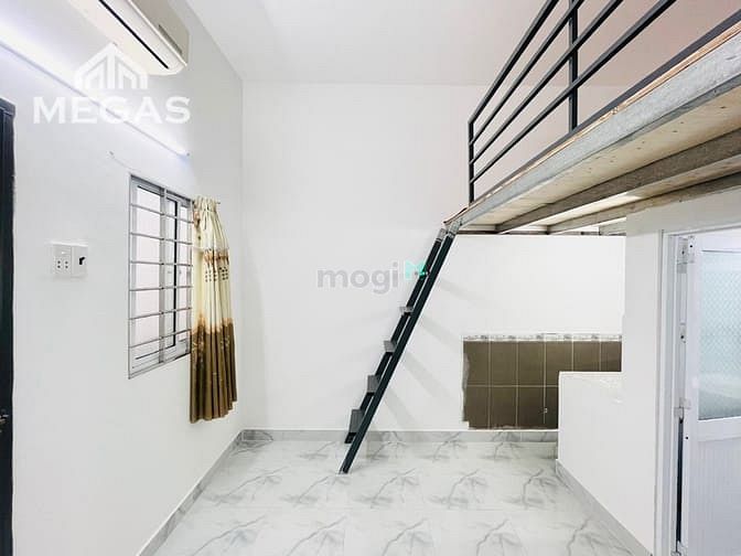 Hình ảnh ✅Phòng CÓ GÁC và MÁY LẠNH - TỦ LẠNH ở Lãnh Binh Thăng - Ba Tháng Hai