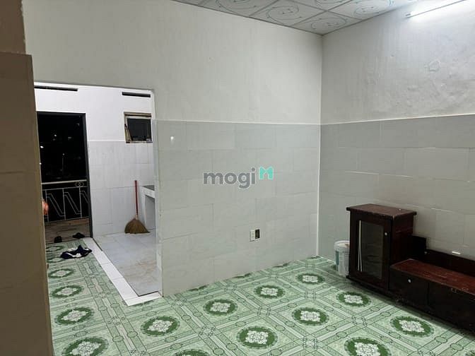 Hình ảnh Bán Chung cư,sổ đỏ,sát chợ Hòa Cường,43m2,giá:1,1 tỷ