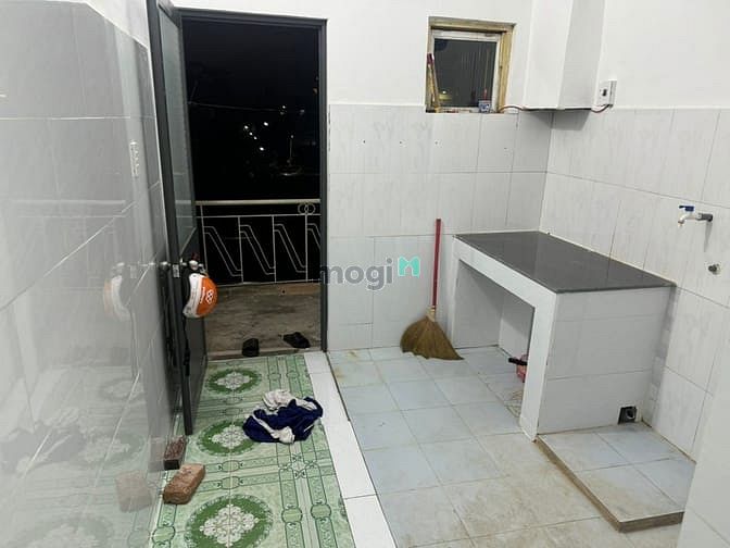 Hình ảnh Bán Chung cư,sổ đỏ,sát chợ Hòa Cường,43m2,giá:1,1 tỷ