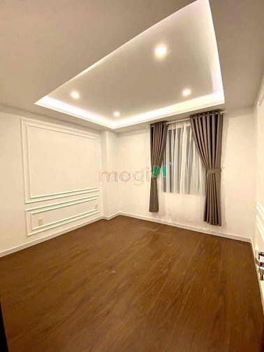 Hình ảnh Nhà cho thuê 451/1A Hai Bà Trưng Q3